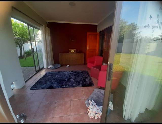 3 BEDROOM TOWNHOUSE FOR SALE IN VAALPARK
